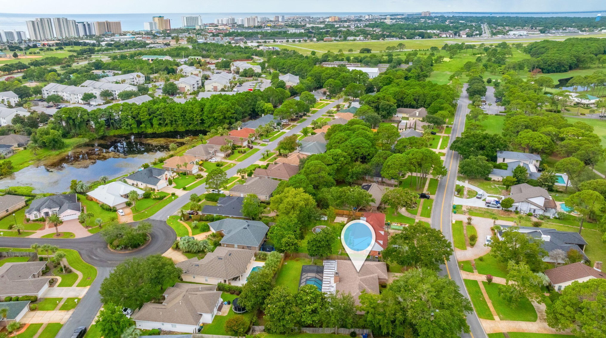 16 Country Clb Dr, Destin FL 32541-4418 exterior