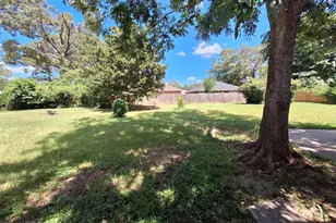 131 Phillips Dr, Crestview, FL 32536 - Photo 33