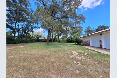 131 Phillips Drive, Crestview, FL 32536 - Photo 9