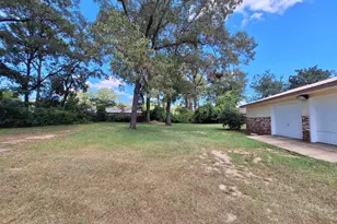 131 Phillips Dr, Crestview, FL 32536 - Photo 9