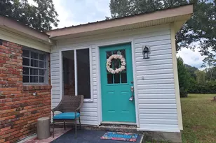 131 Phillips Dr, Crestview, FL 32536 - Photo 7