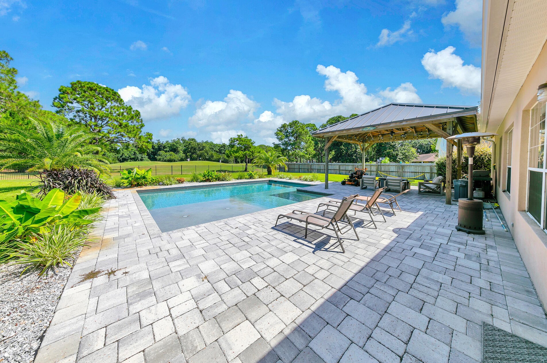 33 Country Clb Dr, Destin FL 32541-4403 exterior