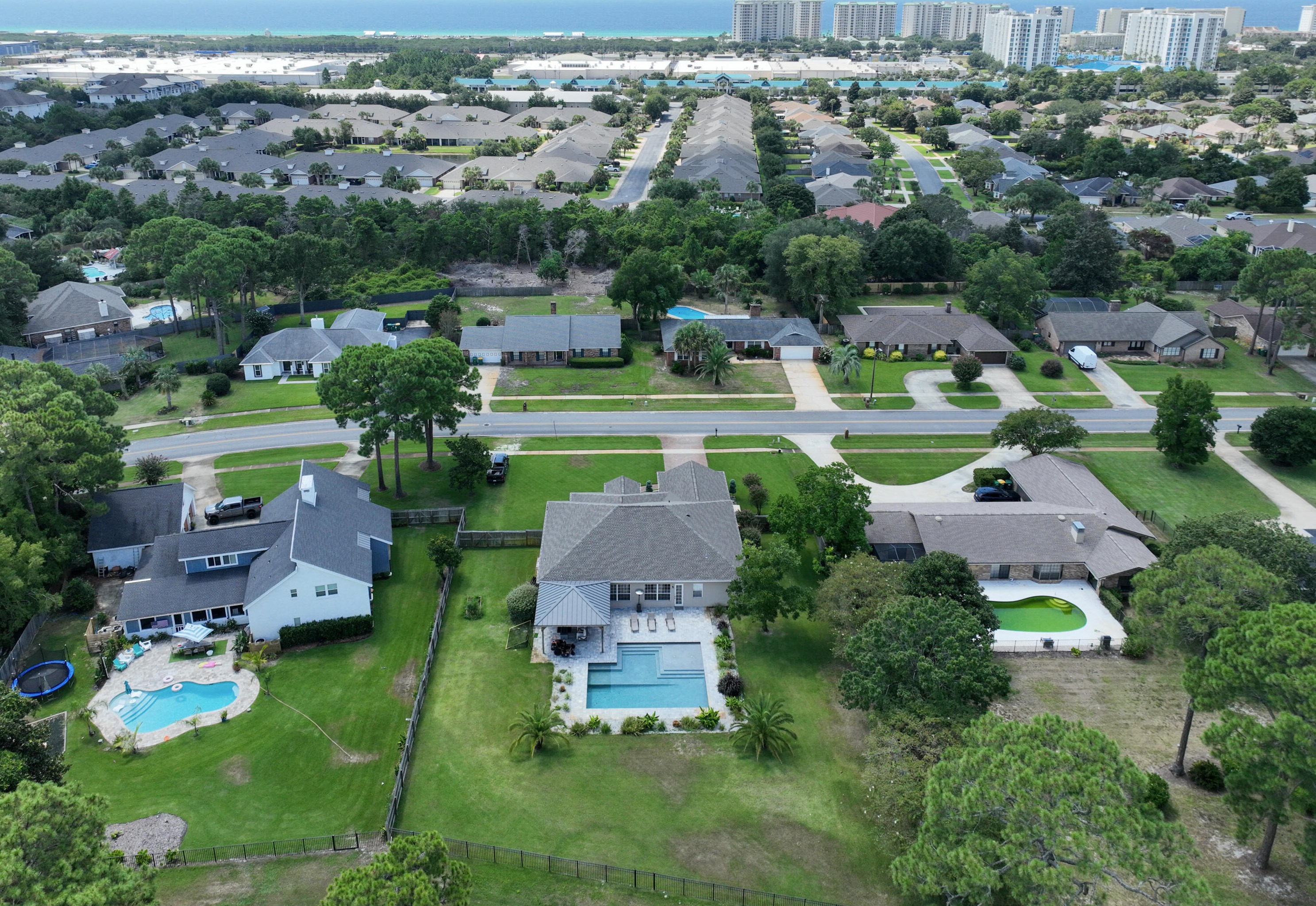 33 Country Clb Dr, Destin FL 32541-4403 exterior