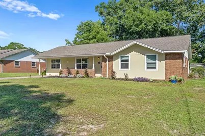 351 NW Oakland Circle NW, Fort Walton Beach, FL 32548 - Photo 1