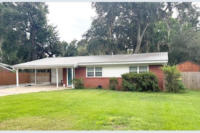 705 Cross Street, Niceville, FL 32578 - Photo 1