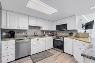 660 Nautilus Ct, Fort Walton Beach, FL 32548 - Photo 15