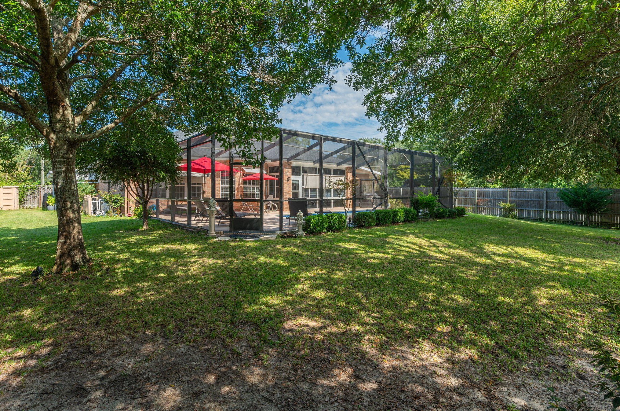 136 10th Ave, Shalimar FL  32579-1507 exterior