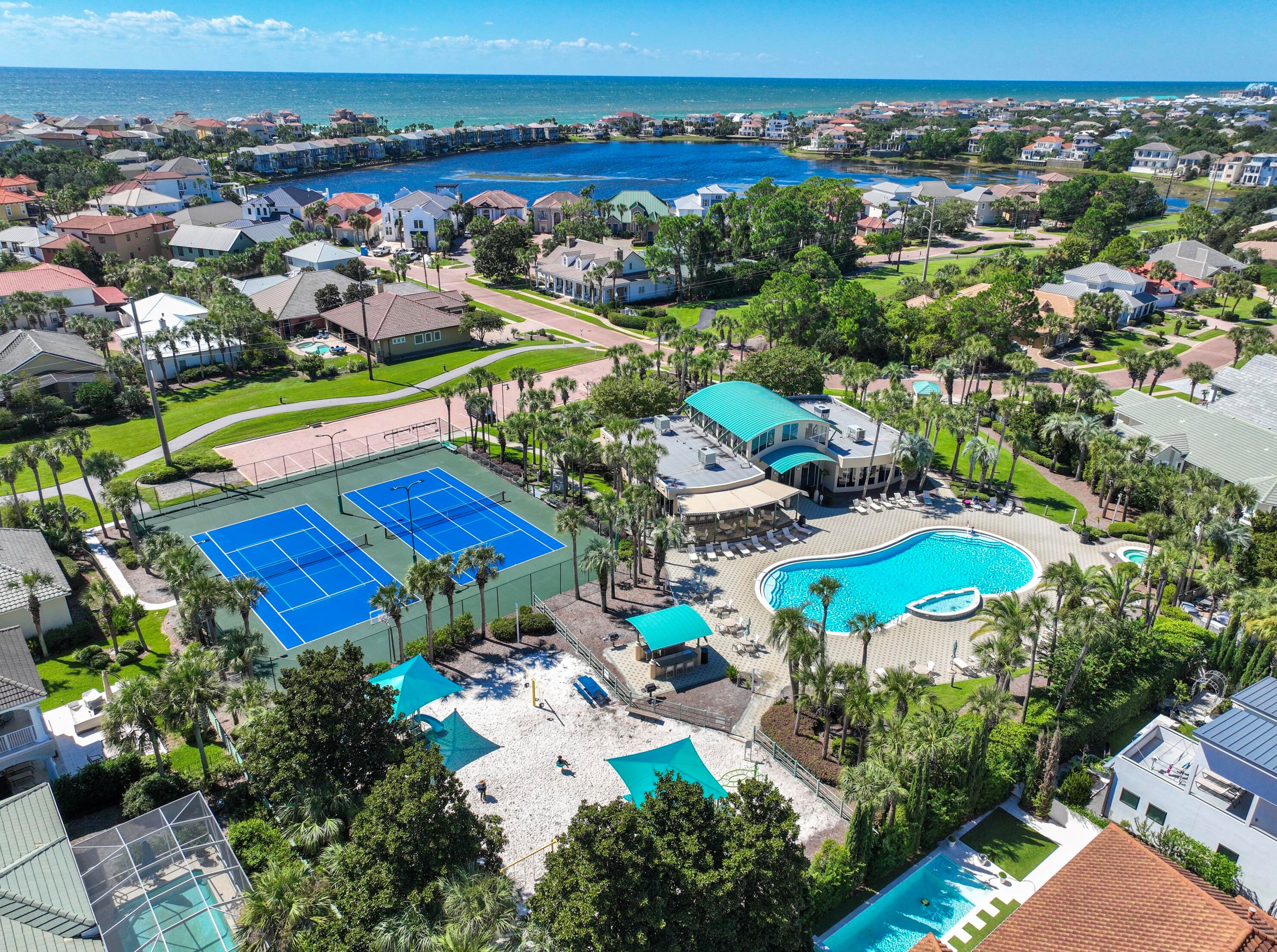 4756 Bonaire Cay, Destin FL 32541-4797 exterior