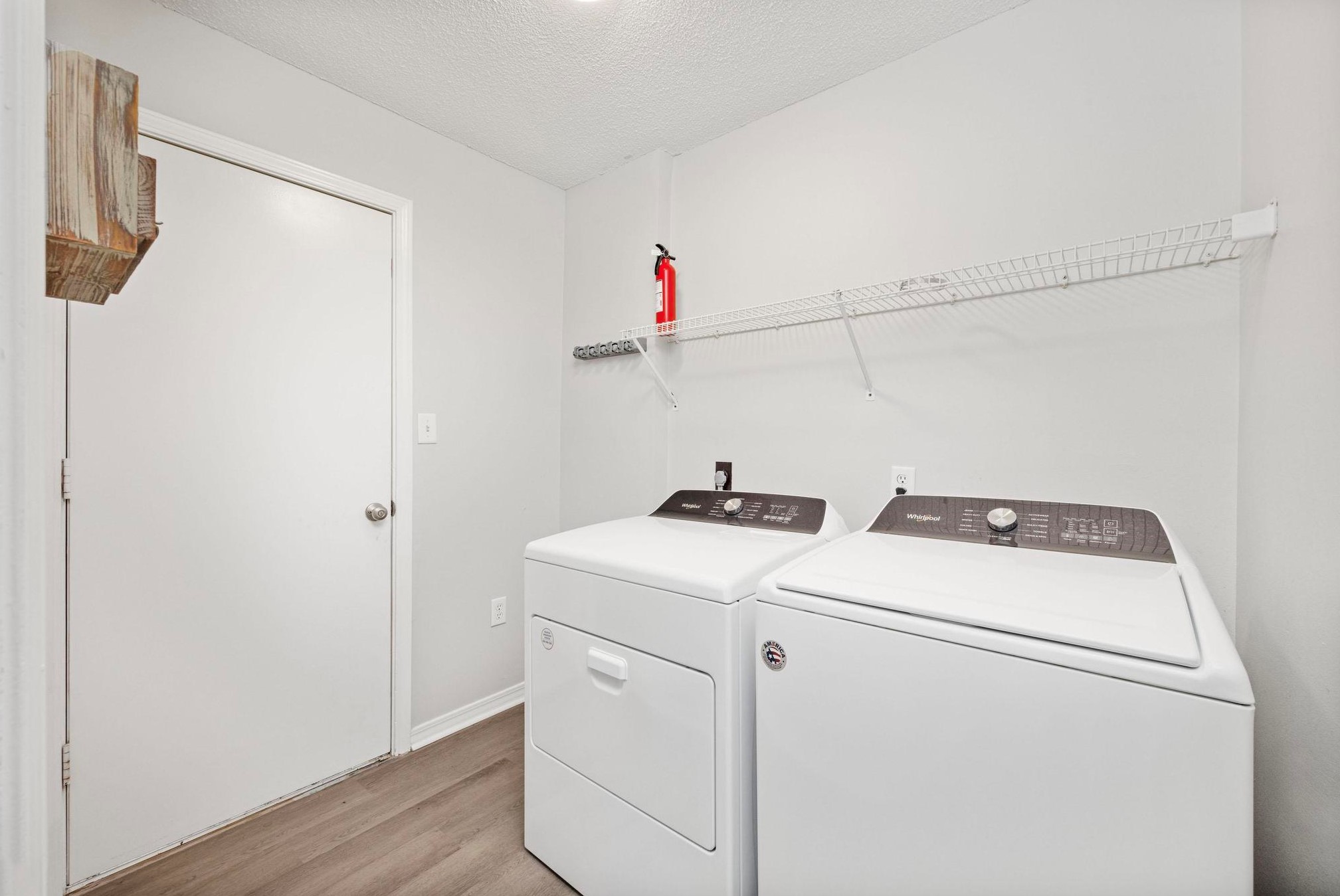 483 Sandy Rdg Cir, Mary Esther FL  32569-2113 exterior