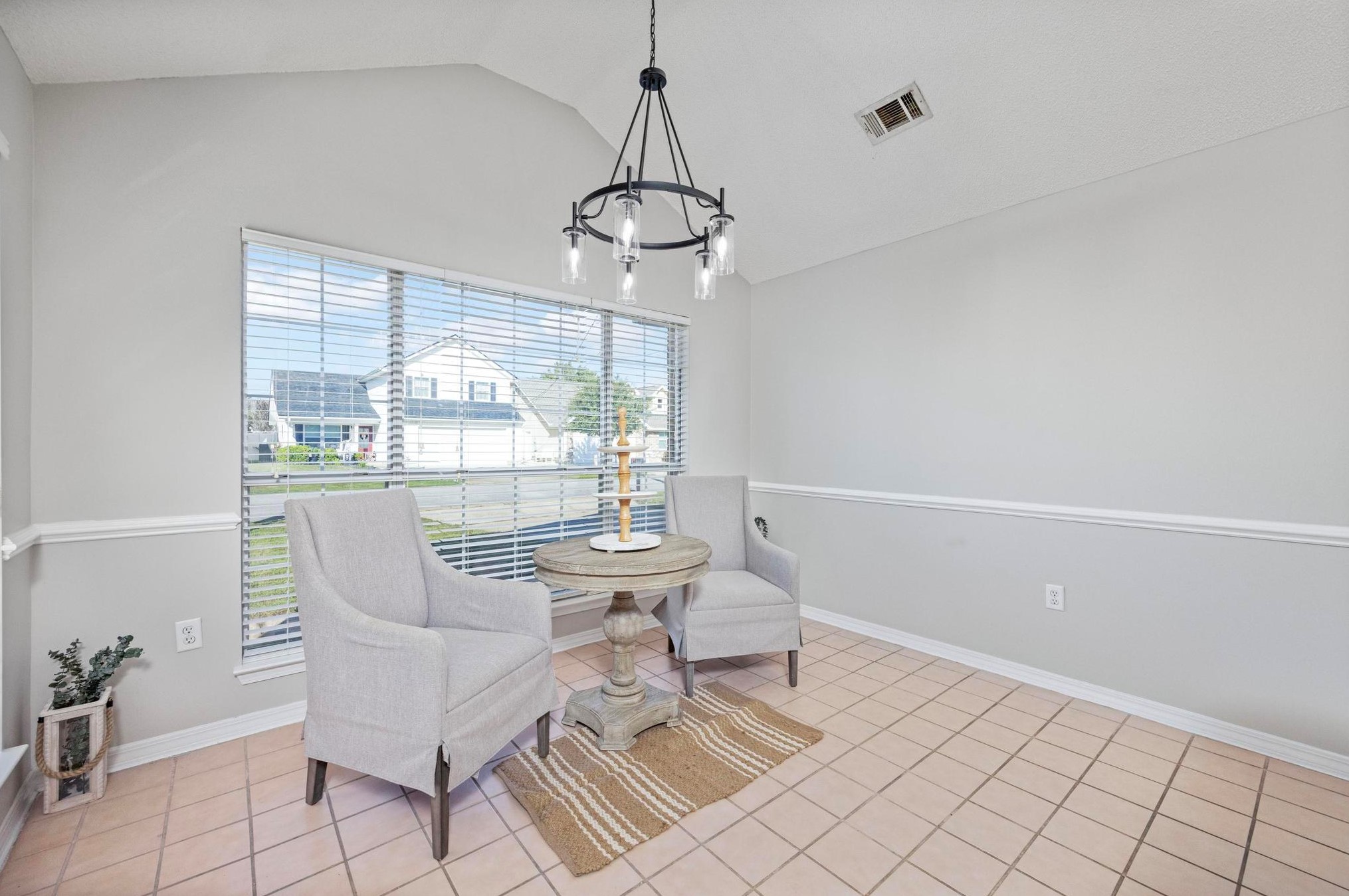 483 Sandy Rdg Cir, Mary Esther FL  32569-2113 exterior