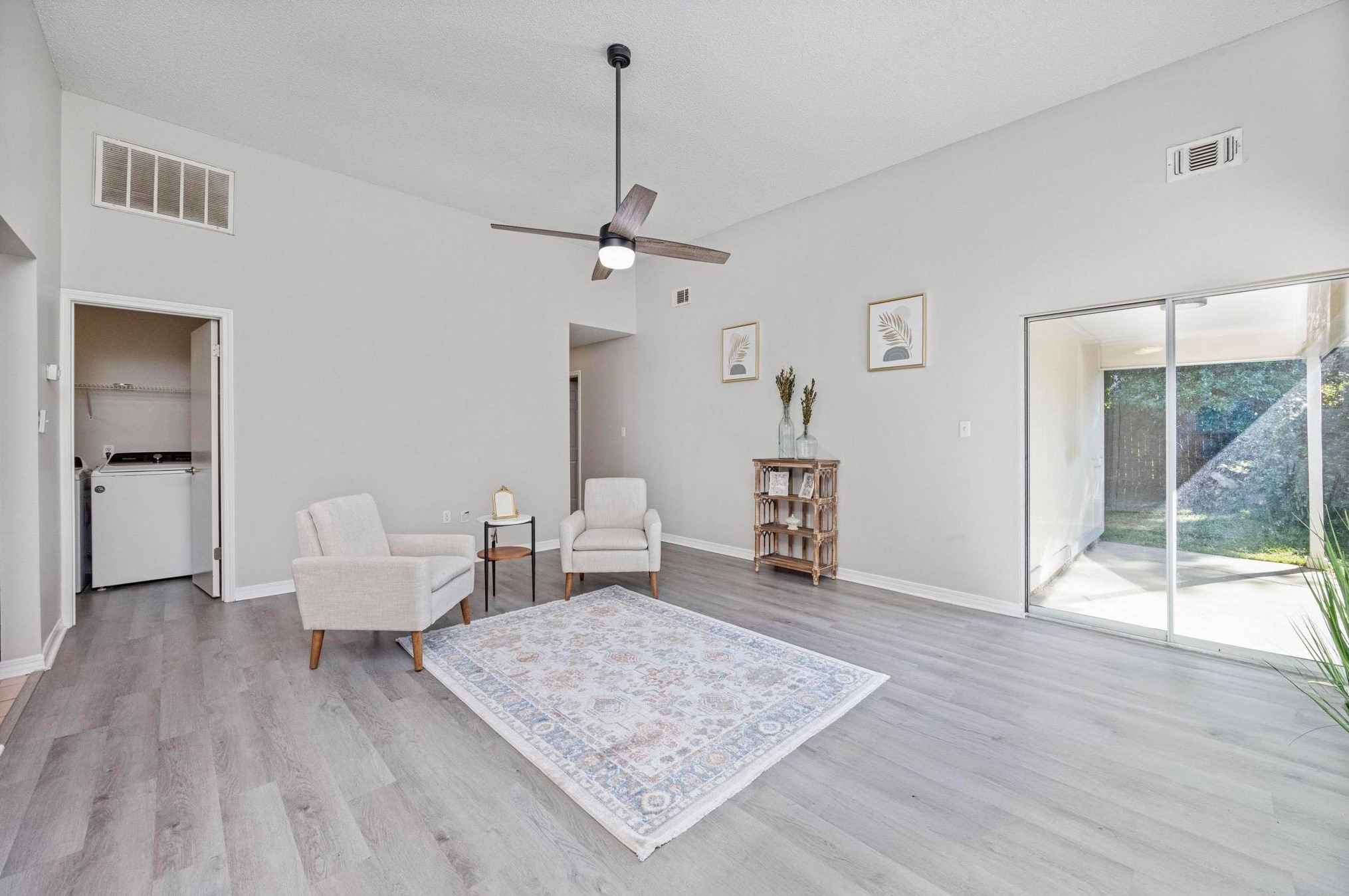 483 Sandy Rdg Cir, Mary Esther FL  32569-2113 exterior