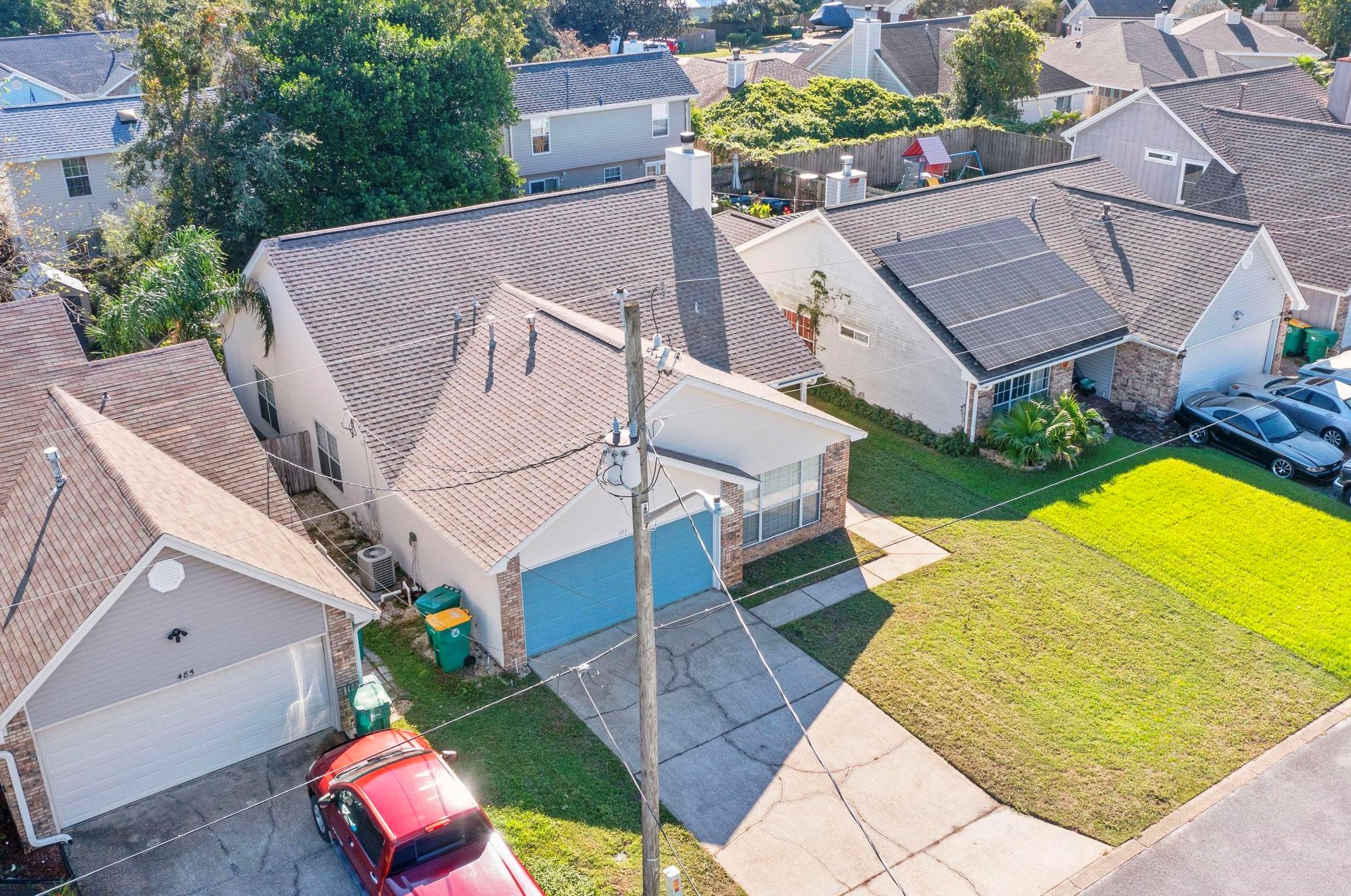 483 Sandy Rdg Cir, Mary Esther FL  32569-2113 exterior