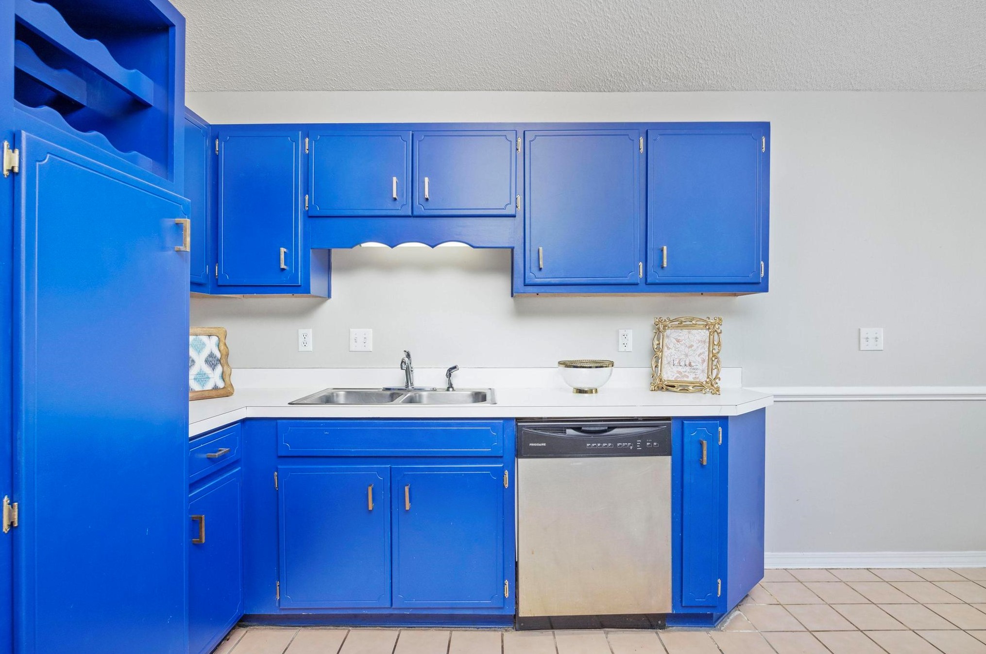 483 Sandy Rdg Cir, Mary Esther FL  32569-2113 exterior