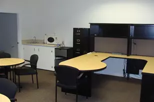 137 S John Sims Parkway S, Valparaiso, FL 32580 - Photo 5