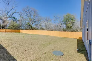 8086 3rd St, Laurel Hill, FL 32567 - Photo 27