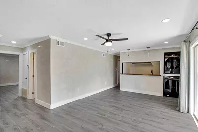 402 Marshall Court #UNIT 01, Fort Walton Beach, FL 32548 - Photo 3