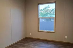 215 E Juniper Ave E, Defuniak Springs, FL 32433 - Photo 35