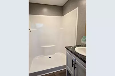 215 E Juniper Avenue E, Defuniak Springs, FL 32433 - Photo 27