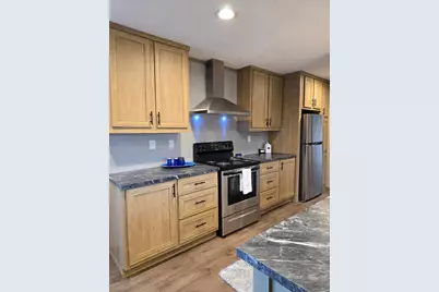 215 E Juniper Avenue E, Defuniak Springs, FL 32433 - Photo 3