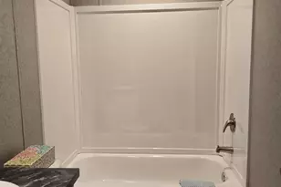 215 E Juniper Ave E, Defuniak Springs, FL 32433 - Photo 39