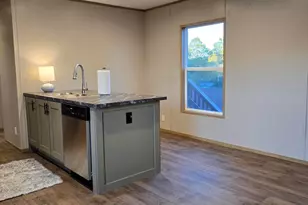 215 E Juniper Ave E, Defuniak Springs, FL 32433 - Photo 17