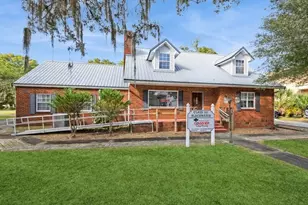 292 W Oakdale Ave W, Crestview, FL 32536 - Photo 3