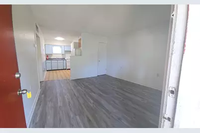 551 E Miracle Strip Parkway E #7, Mary Esther, FL 32569 - Photo 11