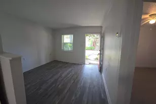 551 E Miracle Strip Parkway E, Mary Esther, FL 32569 - Photo 9