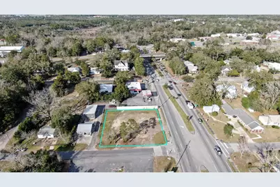 24 W Orange Avenue, Defuniak Springs, FL 32435 - Photo 7