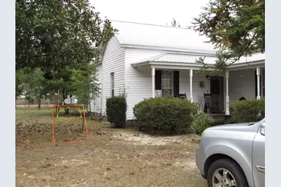 64 W Live Oak Avenue W, Defuniak Springs, FL 32435 - Photo 17