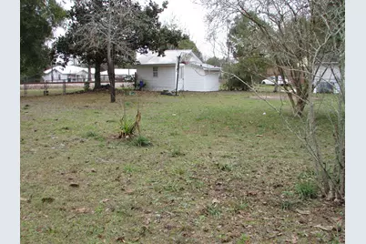 64 W Live Oak Avenue W, Defuniak Springs, FL 32435 - Photo 19