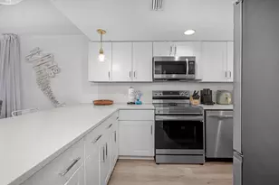 1040 Hwy 98, Destin, FL 32541 - Photo 17