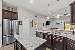 1911 Ladybird Ln, Gulf Breeze, FL 32563 - Photo 19