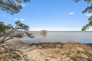 1911 Ladybird Ln, Gulf Breeze, FL 32563 - Photo 81