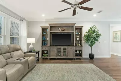 208 Meadow Lake Drive, Freeport, FL 32439 - Photo 13