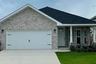 692 Alleyoak Ln, Freeport, FL 32439 - Photo 1