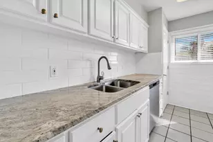 940 E 98 Hwy E, Destin, FL 32541 - Photo 13