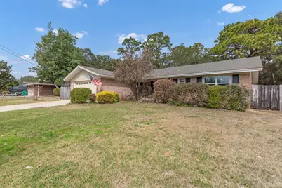 129 12th Avenue, Shalimar, FL 32579 - Photo 1