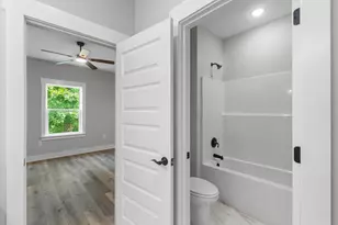 1720 25th Street St, Niceville, FL 32578 - Photo 49