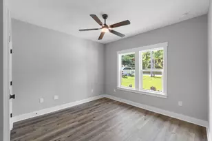 1720 25th Street St, Niceville, FL 32578 - Photo 17