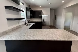 874 W Orange Ave W, Defuniak Springs, FL 32435 - Photo 15