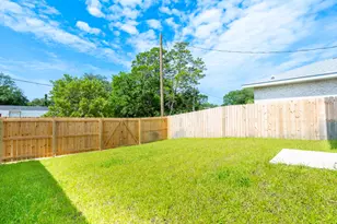 132 2nd Ave, Shalimar, FL 32579 - Photo 23