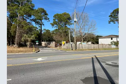 2 Swan Lane, Fort Walton Beach, FL 32547 - Photo 1