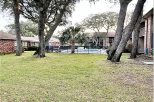 225 Carmel Dr, Fort Walton Beach, FL 32547 - Photo 25