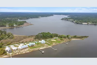 554 Beatrice Point Road, Freeport, FL 32439 - Photo 17