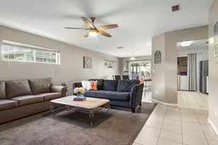 21506 Dolphin Ave, Panama City Beach, FL 32413 - Photo 5