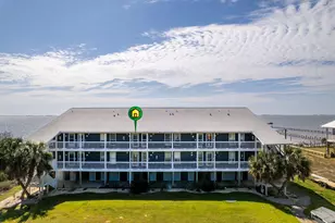 5539 Soundside Dr, Gulf Breeze, FL 32563 - Photo 3