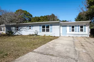305 NE Hollywood Blvd NE, Fort Walton Beach, FL 32548 - Photo 1