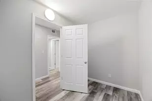 305 NE Hollywood Blvd NE, Fort Walton Beach, FL 32548 - Photo 29