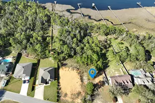 7962 Sleepy Bay Blvd, Navarre, FL 32566 - Photo 1